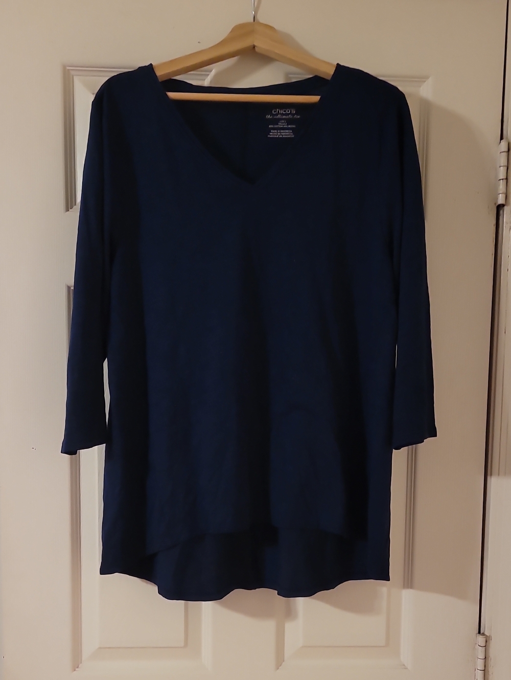 Chico's Deep Navy V-Neck Long Sleeve Tunic